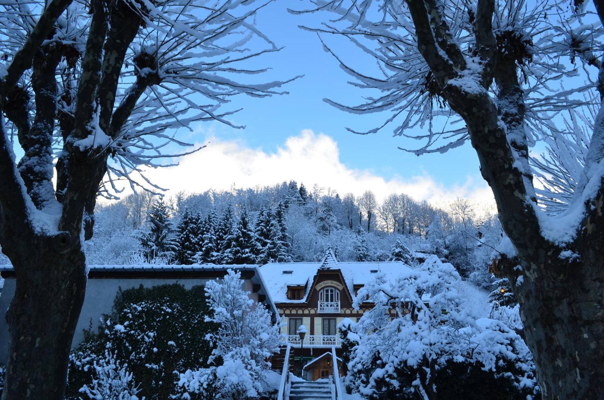 Auberge La Douce Montagne 알레몽 외부 사진