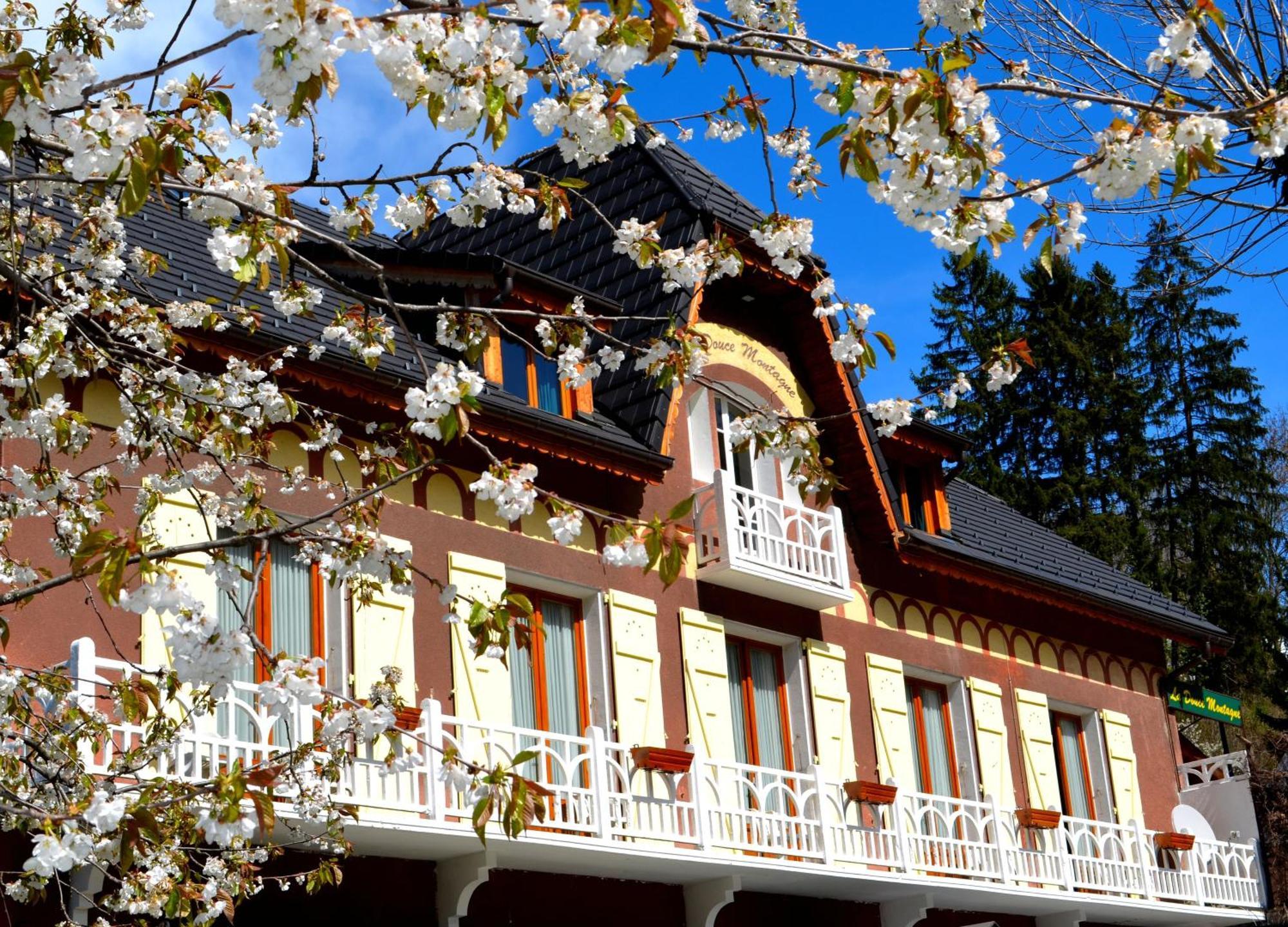 Auberge La Douce Montagne 알레몽 외부 사진